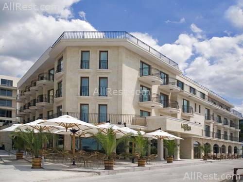 Mistral Hotel 2